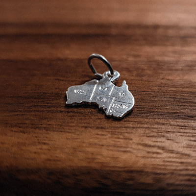 Silver Australia map with states charm